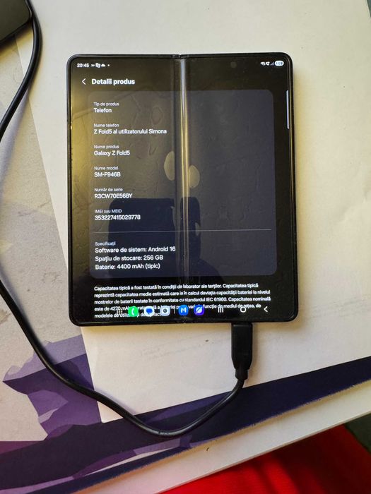 Samsung Galaxy Z Fold 5 • 256 GB • Stare foarte bună • Huse + Folii + Cutie