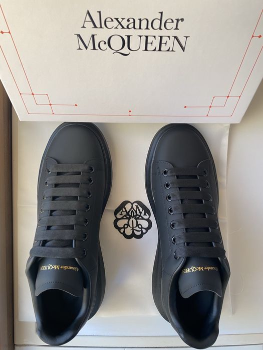Alexander Mcqueen