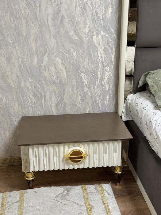 Продается спальный гарнитур в идеальном состоянии