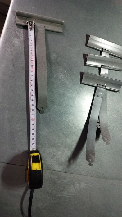 Cleme elastice ușa tip rulou cu lamela de 55 mm cu ax motor 60 mm.