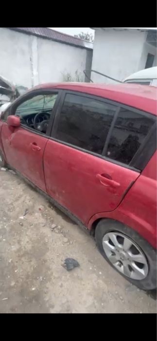 Sotiladi Nissan tida 2007 avariya dtp holat