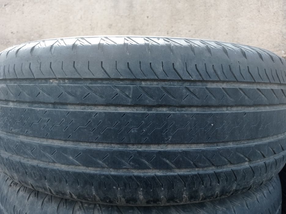 Шины штучные бу.