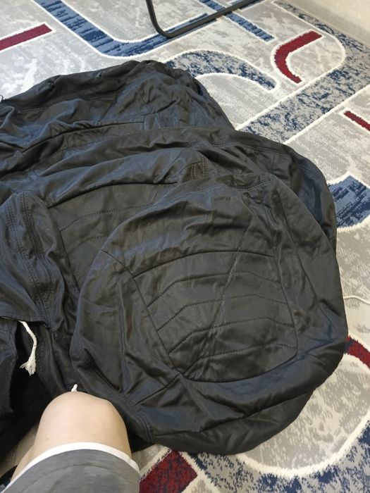 Чехол спаркка , Бут-бутун, хечкандай дефектсиз. Chexol sparkka xolati