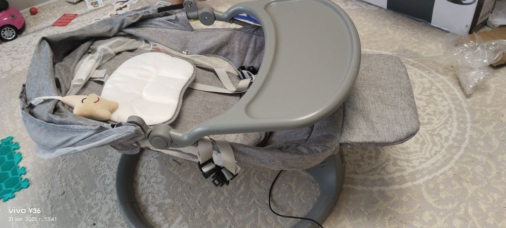 Шезлонг электрический со столиком