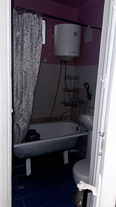 Продам квартиру срочно 2 этаж