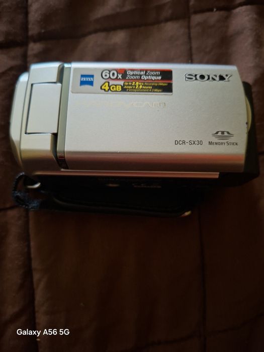Vand camera sony model dcr -sx30E