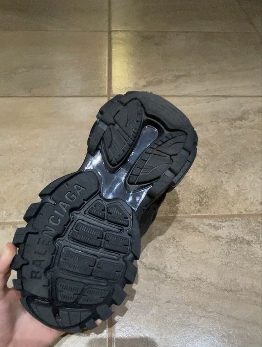 Balenciaga track