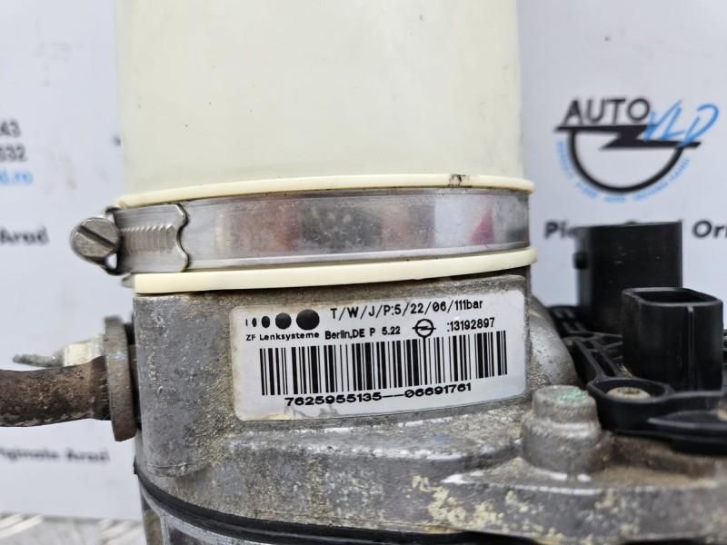 Pompa servodirectie + ulei hidraulic FEBI Opel Zafira B Toate Motoriza