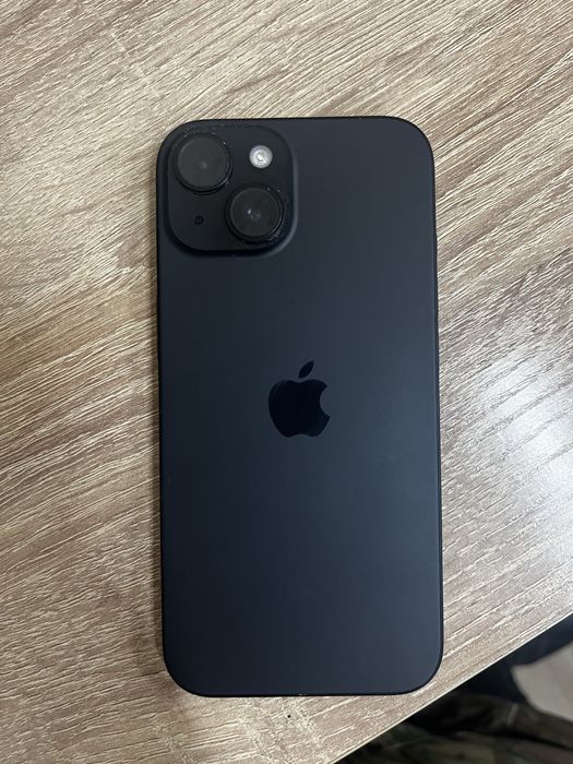 Продам Iphone 15