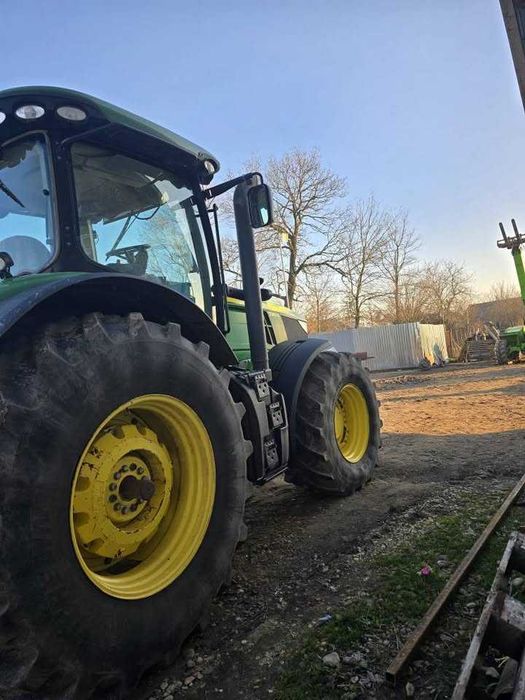 Tractor John Deere 7230 R