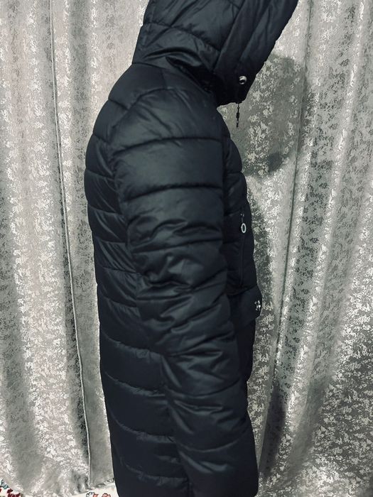 Продам зимние куртки