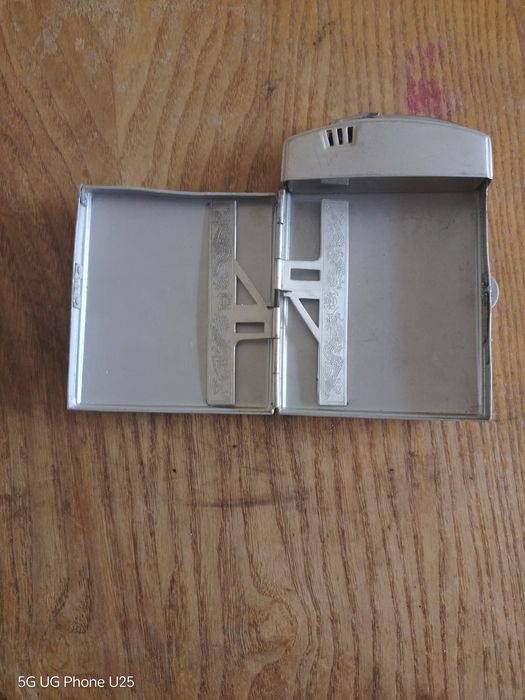 Бензинова табакера.