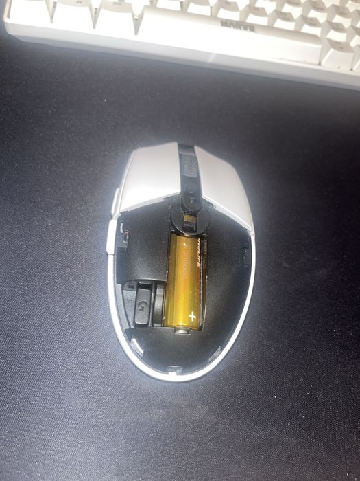 Мишка logitech g305