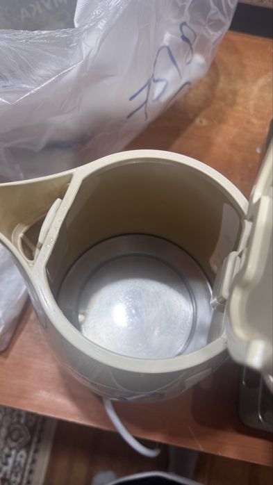 Продам чайник Tefal