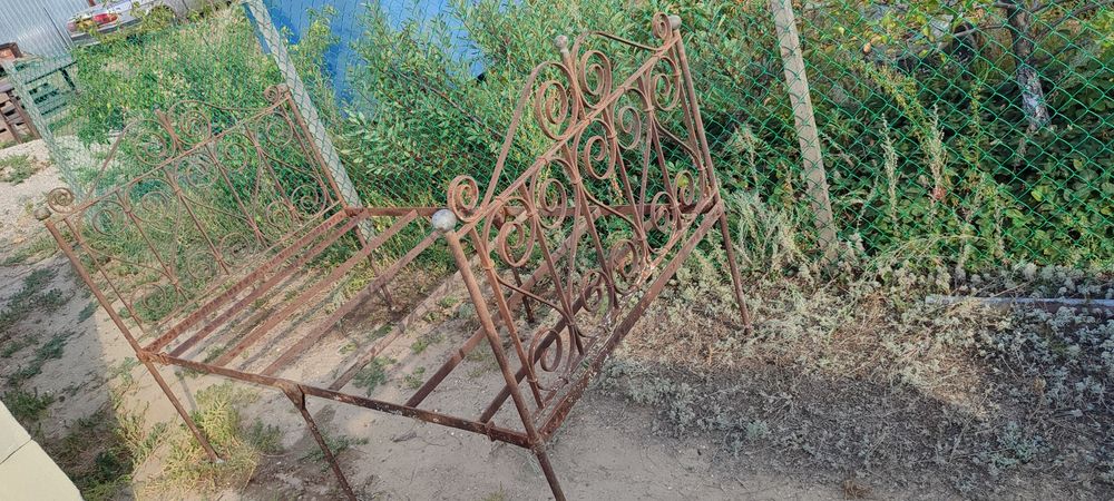 Продам кровать ковка