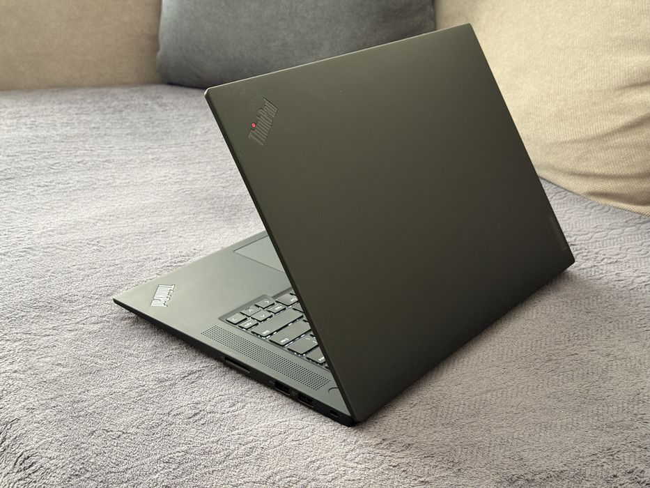 16’QHD+ IPS 600nits/i7-11850H/Thinkpad P1 Gen 4/RTX A2000/32B DDR4/512