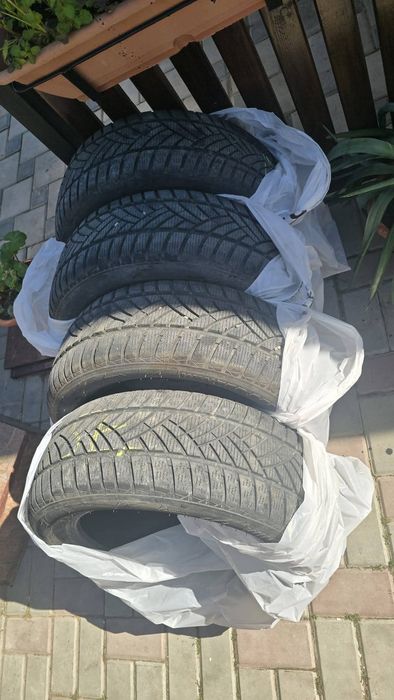 Anvelope iarnă 205/55/r16