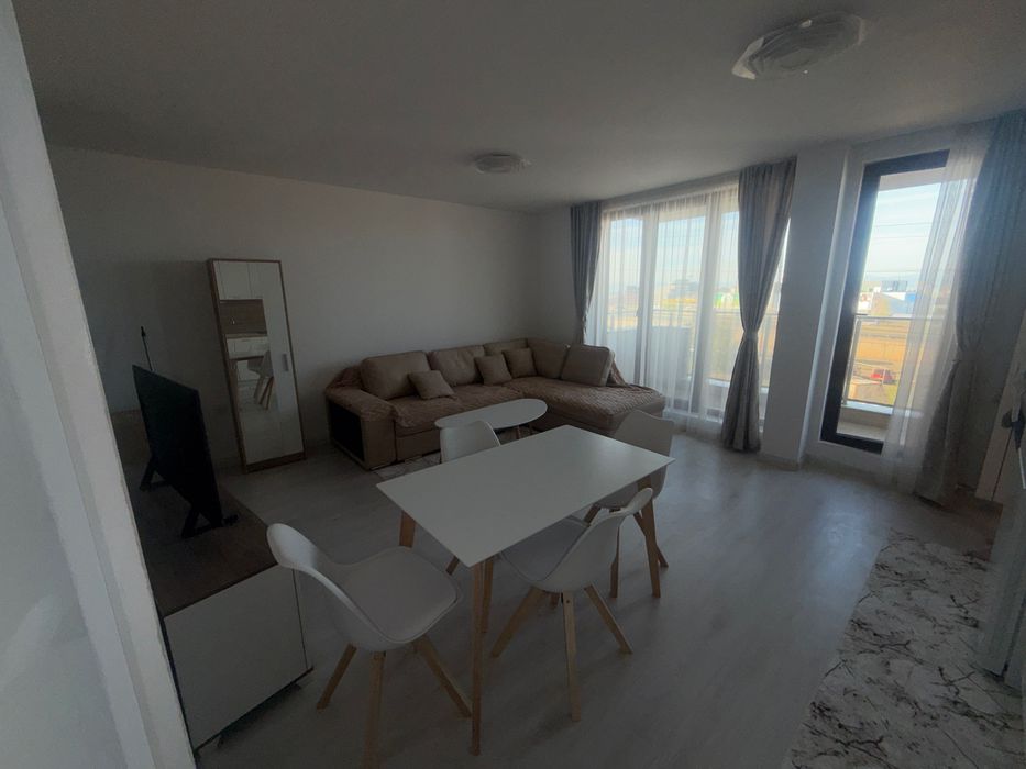 Дава се под наем Двустаен апартамент в Казанлък - 65 кв.м за 718.08 € - Снимка #2