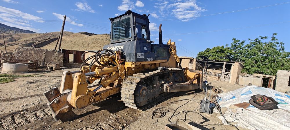 Продам бульдозер SHANTUI SD 22 в идеальном состоянии