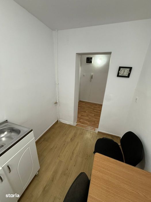 2 camere la ETAJ 1, Scoala Ion Luca