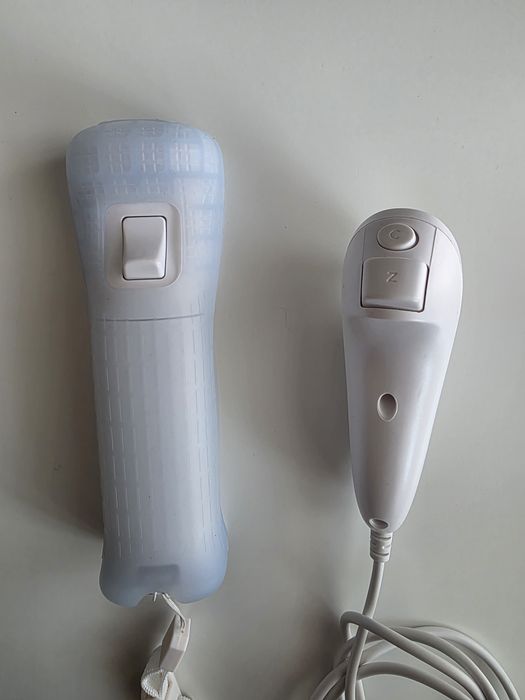 Wii remote + nunchuk nou motion plus inside cu husa silicon si strap