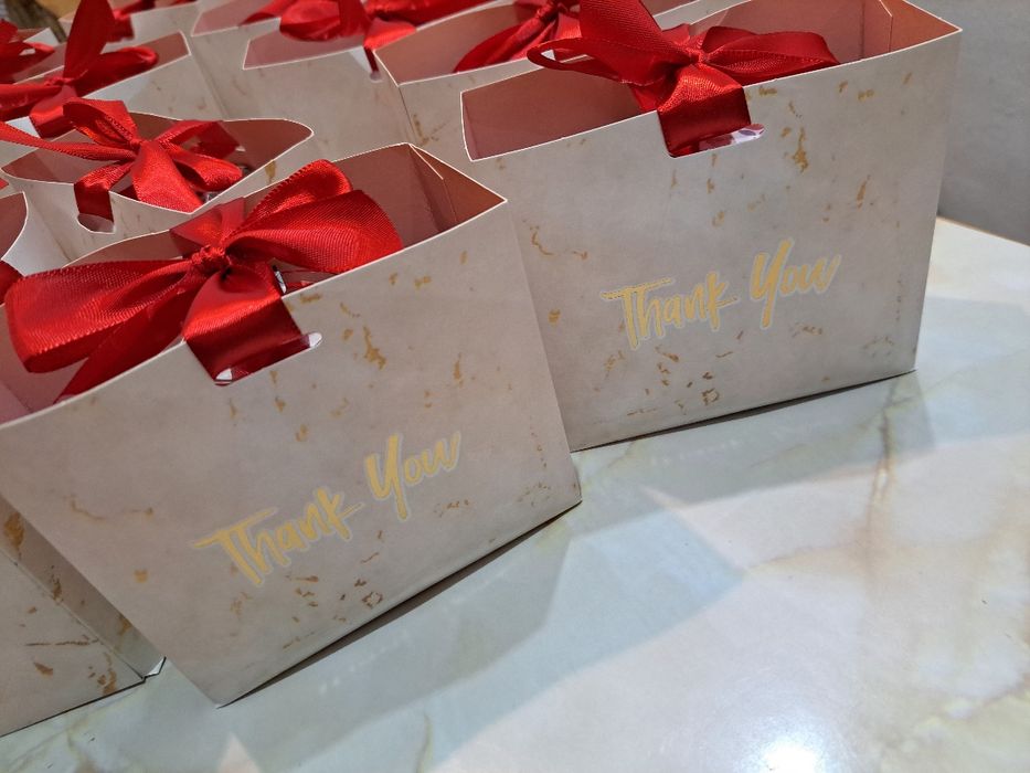 Scrab pt corp cu uleiuri esentiale fara ch