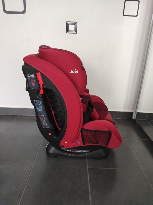 Scaun auto Joie Stages pentru copii între 0 și 25 kg