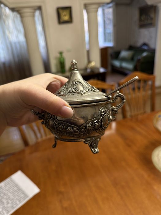 Отдам старую посуду!