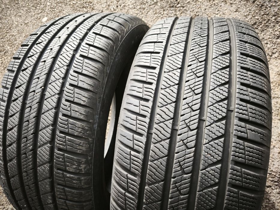 235/55/17" 2бр Vredestein quatrac pro dot4422,6-7mm