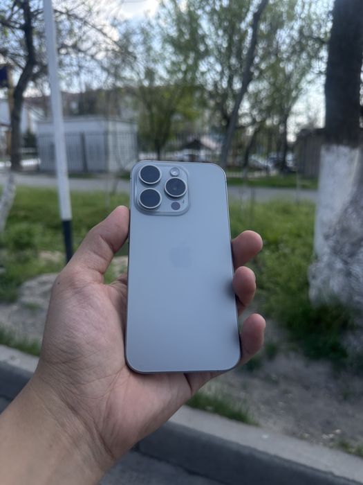 iPhone 15 Pro /128/79