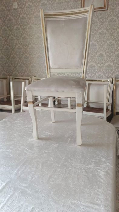 Стол стуля сатылады