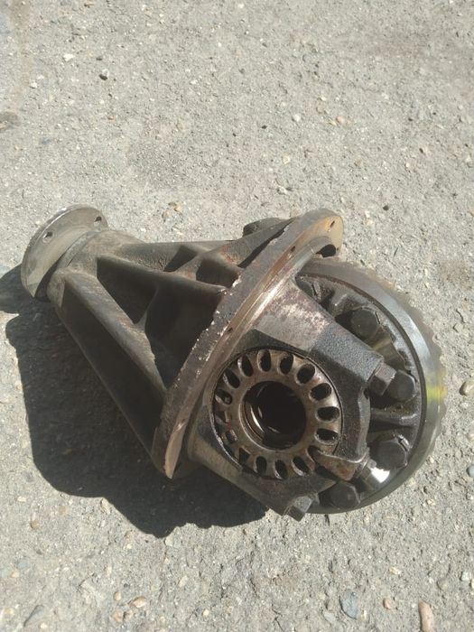 Раздатка, Пружина, редуктор тайота Lucida