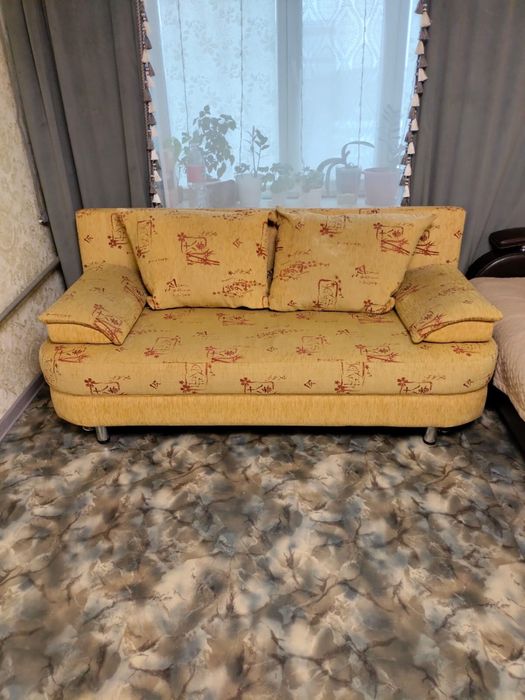 Продаем диван тахту 35000