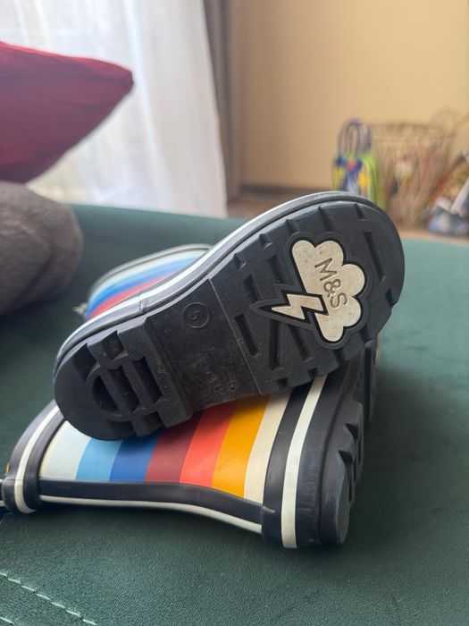 Гумени ботушки а