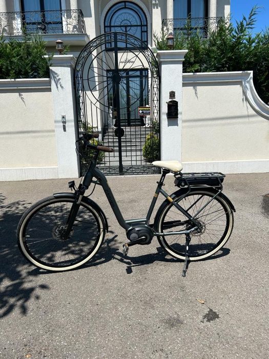 Bicicleta electrica Carver Specialized  (2000km)sau schimb