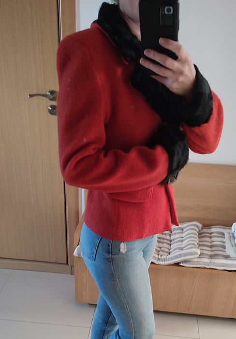 Jachetă elegantă de lână Venera Arapu – colecția Viva, mărimea 38