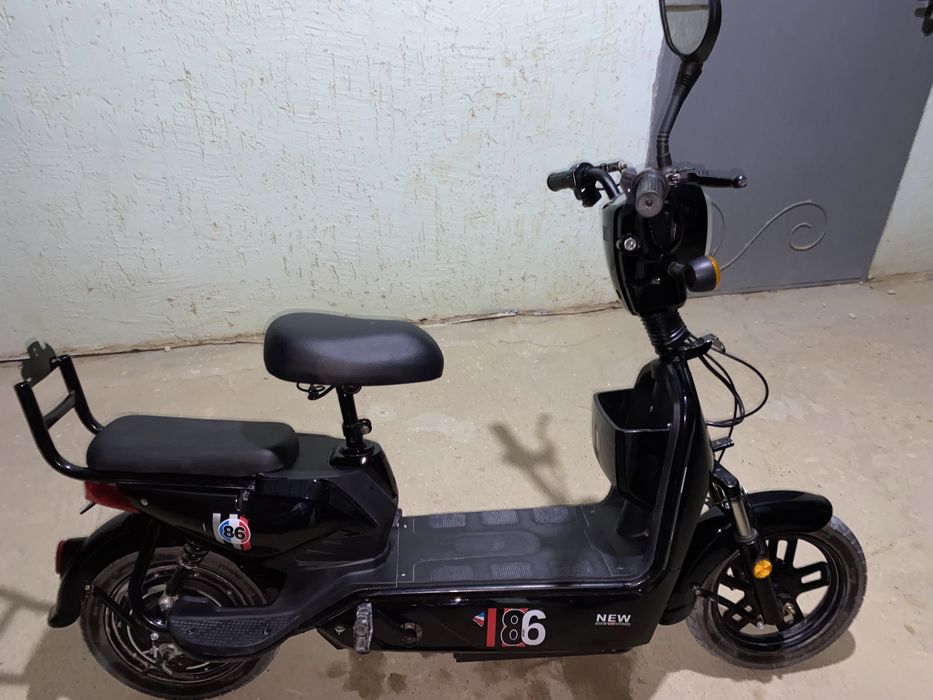 Электроныйскутер  Jiy 86