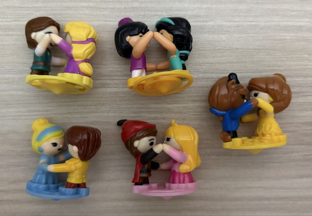 киндеры принц и принцесса