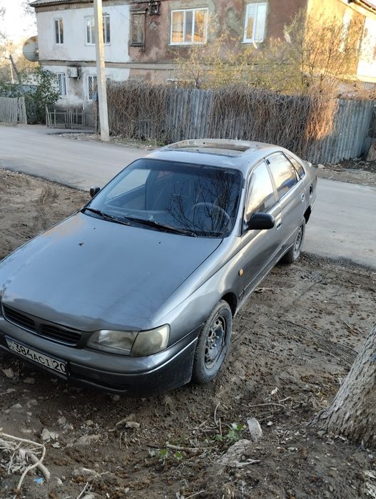 Toyota carina e 2.0