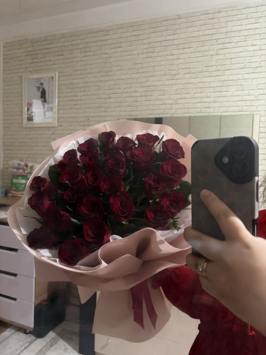25 шт розы свжие