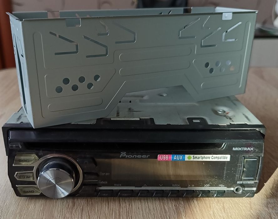 Продам автомагнитолу