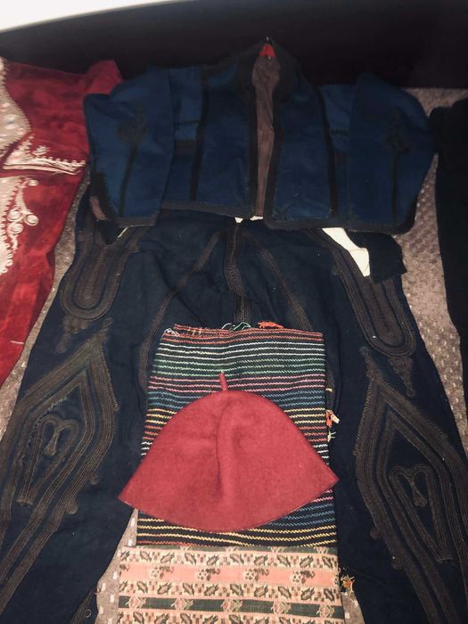 Автентични носии