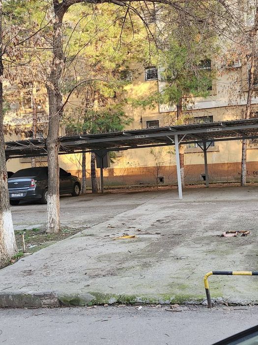 ® ПРОДАЕТСЯ ‼️[48м²] Чиланзар 8 средний ремонт балкон 1,5х3  2/2/4.