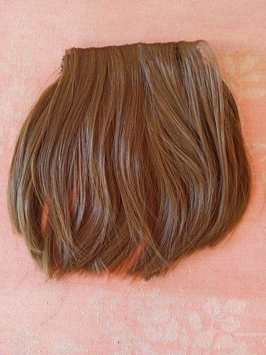 Изкуствени екстеншъни за коса