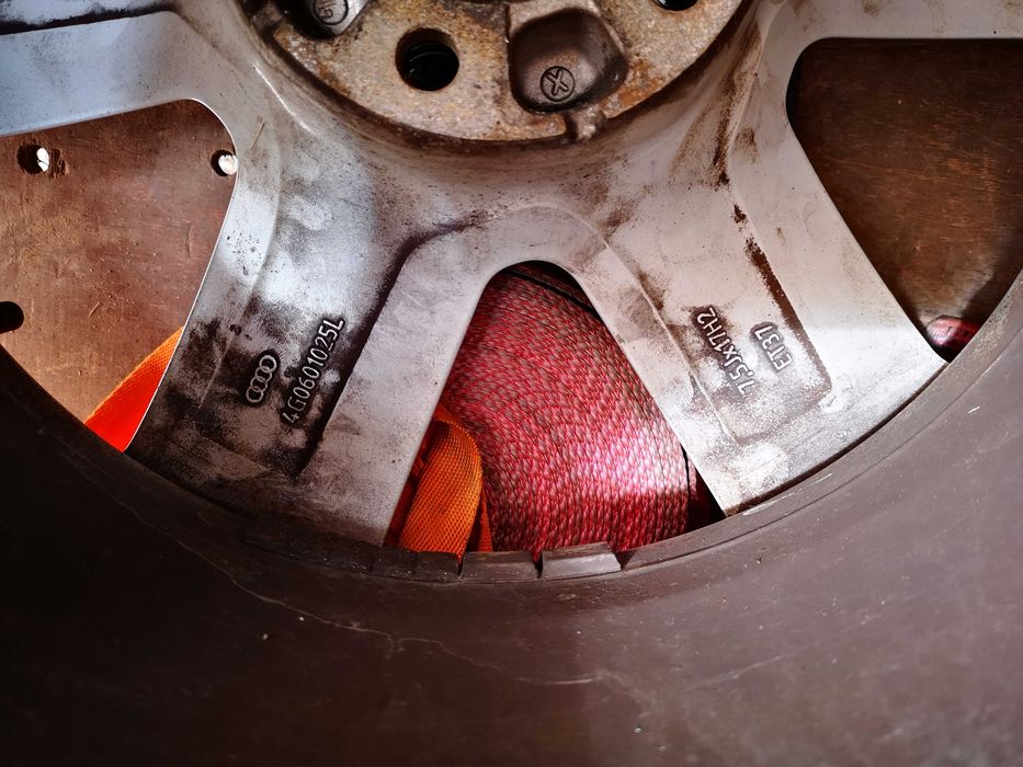 Джанти с гуми 4бр. AUDI 17" със зимни KLEBER 225/55/17