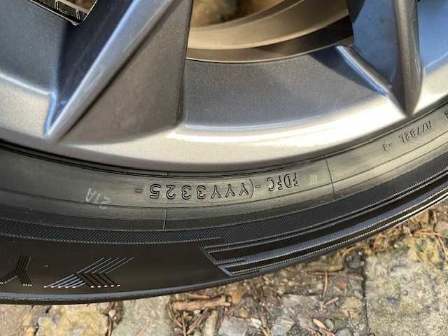 Гуми Yokohama Advan V61, летни, размер 225х60x17, с Dot 33/25