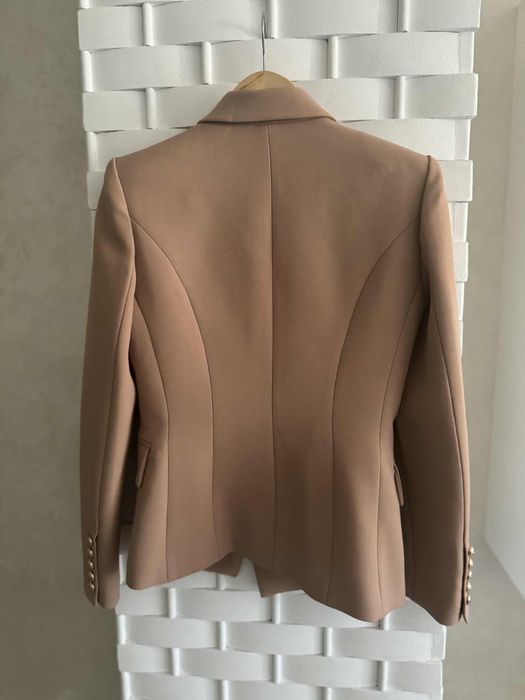 Дамски елегантни сака