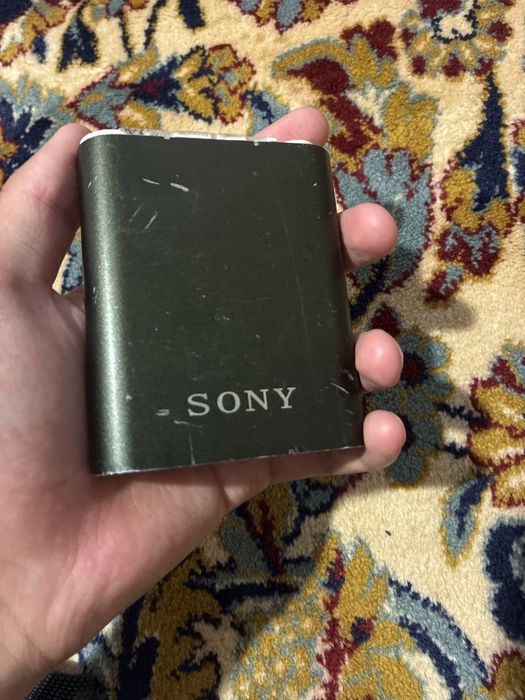 Продаеться поурбан от сони но старый