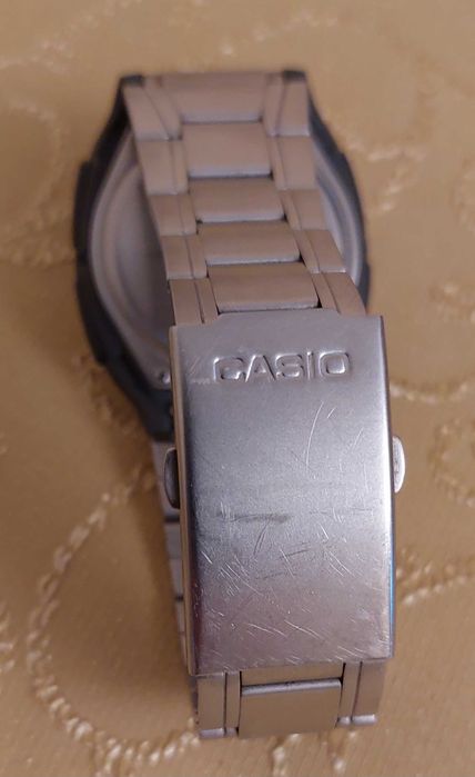 Ръчен часовник Casio AW-81D-1AVES