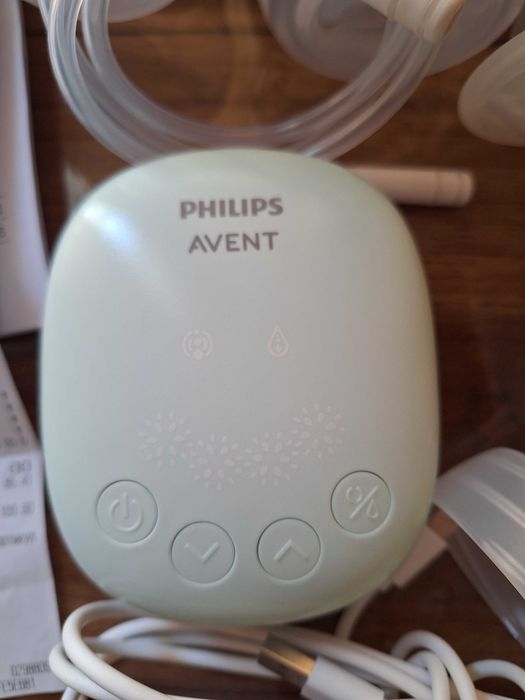 Philips Avent Essential помпа за кърма + подаръци
